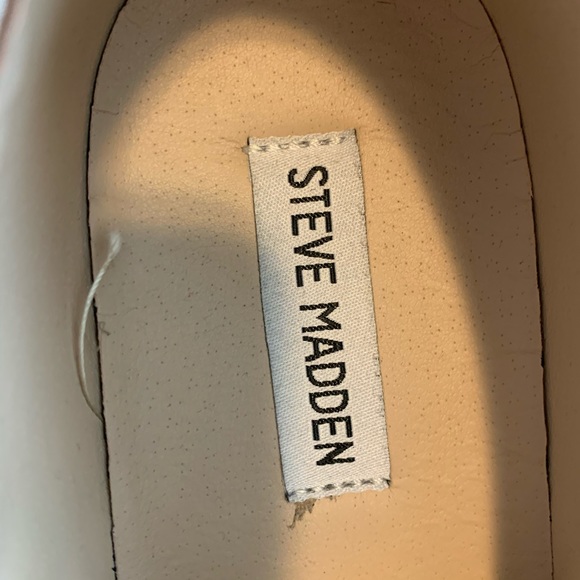 Gold Steve Madden sneakers - Picture 2 of 5